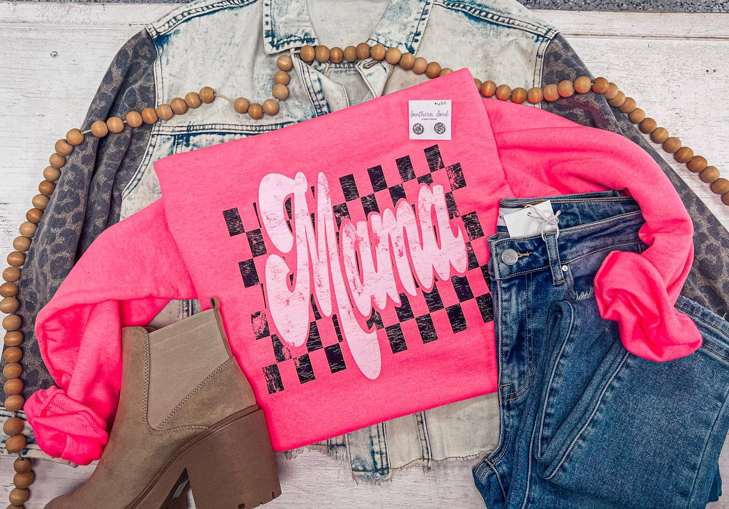 Pink MAMA checkered crew neck