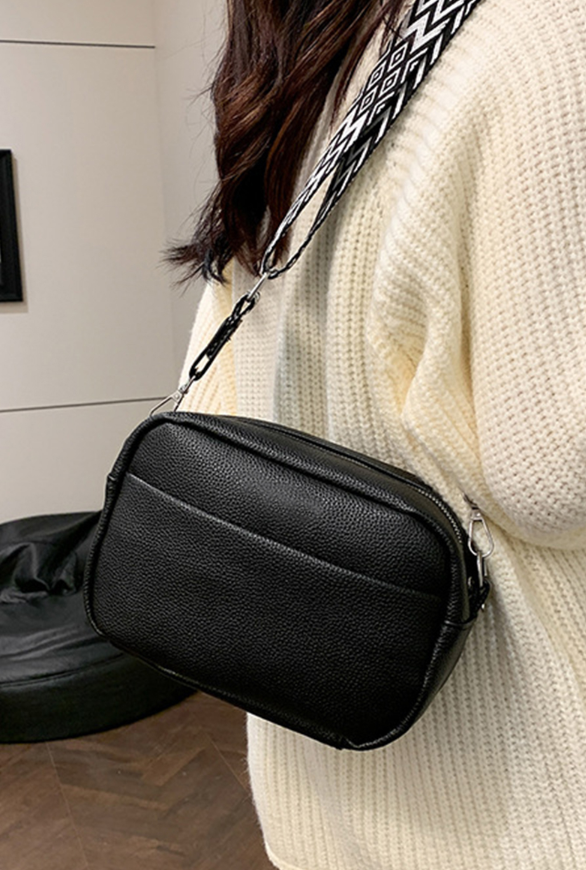 Willow crossbody camera bag