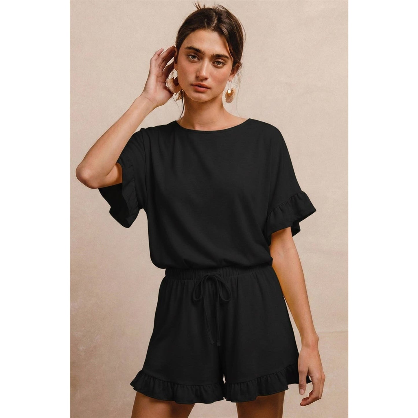 Black Ruffled Detail Set