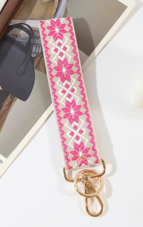 Weave wristlet keychains