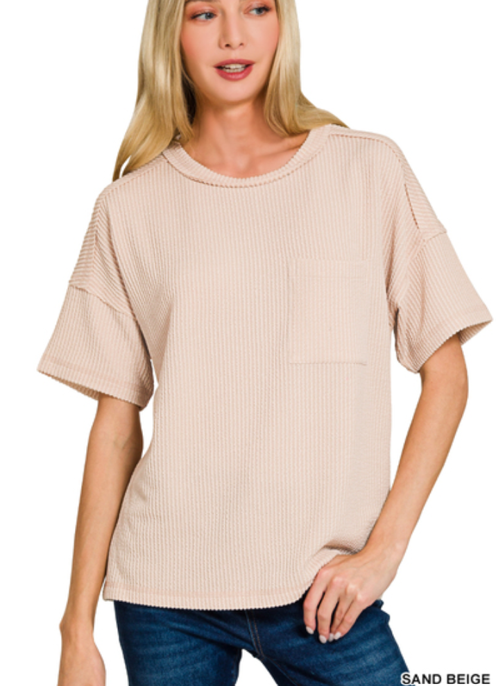 Raised rib exposed seam short sleeve top