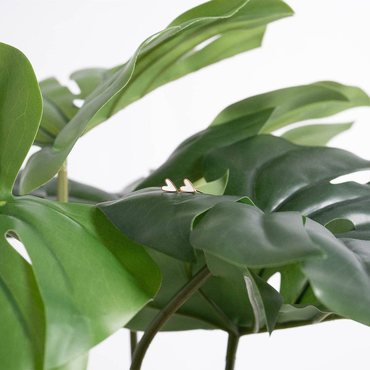 18K Stainless Steel White Heart Stud Earrings