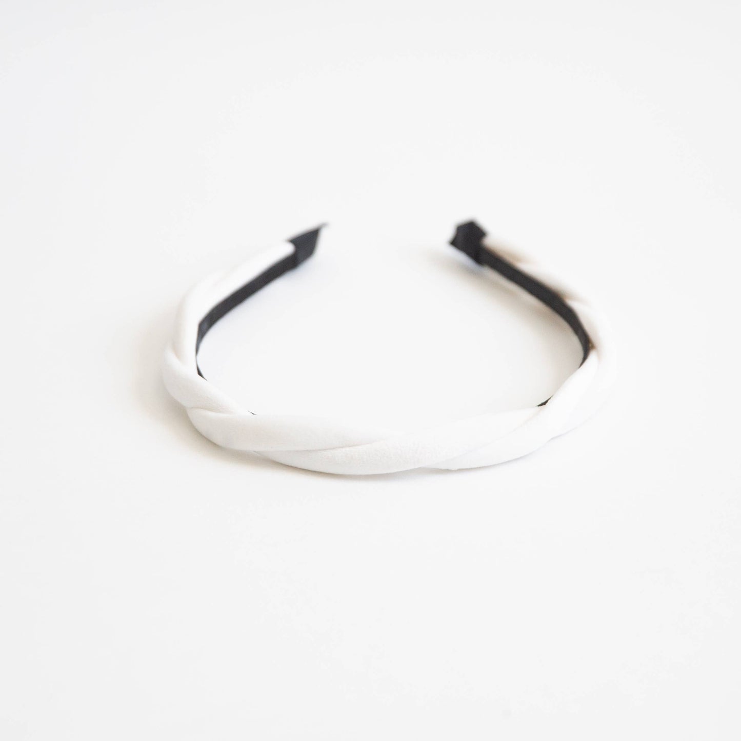 Skinny Twist Velvet Headband - White