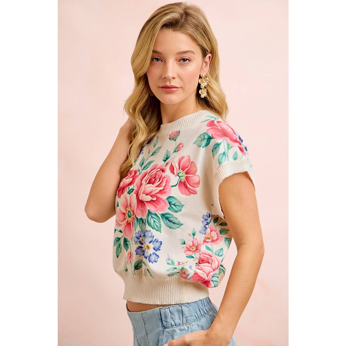Floral artwork printed short sleeve sweater