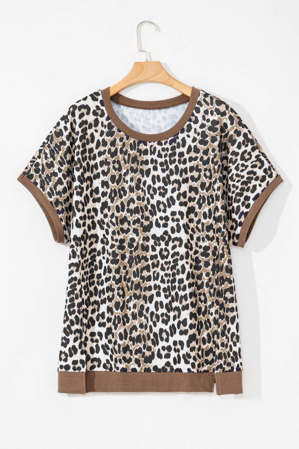 Plus Size Leopard Contrast Trim Loose Top