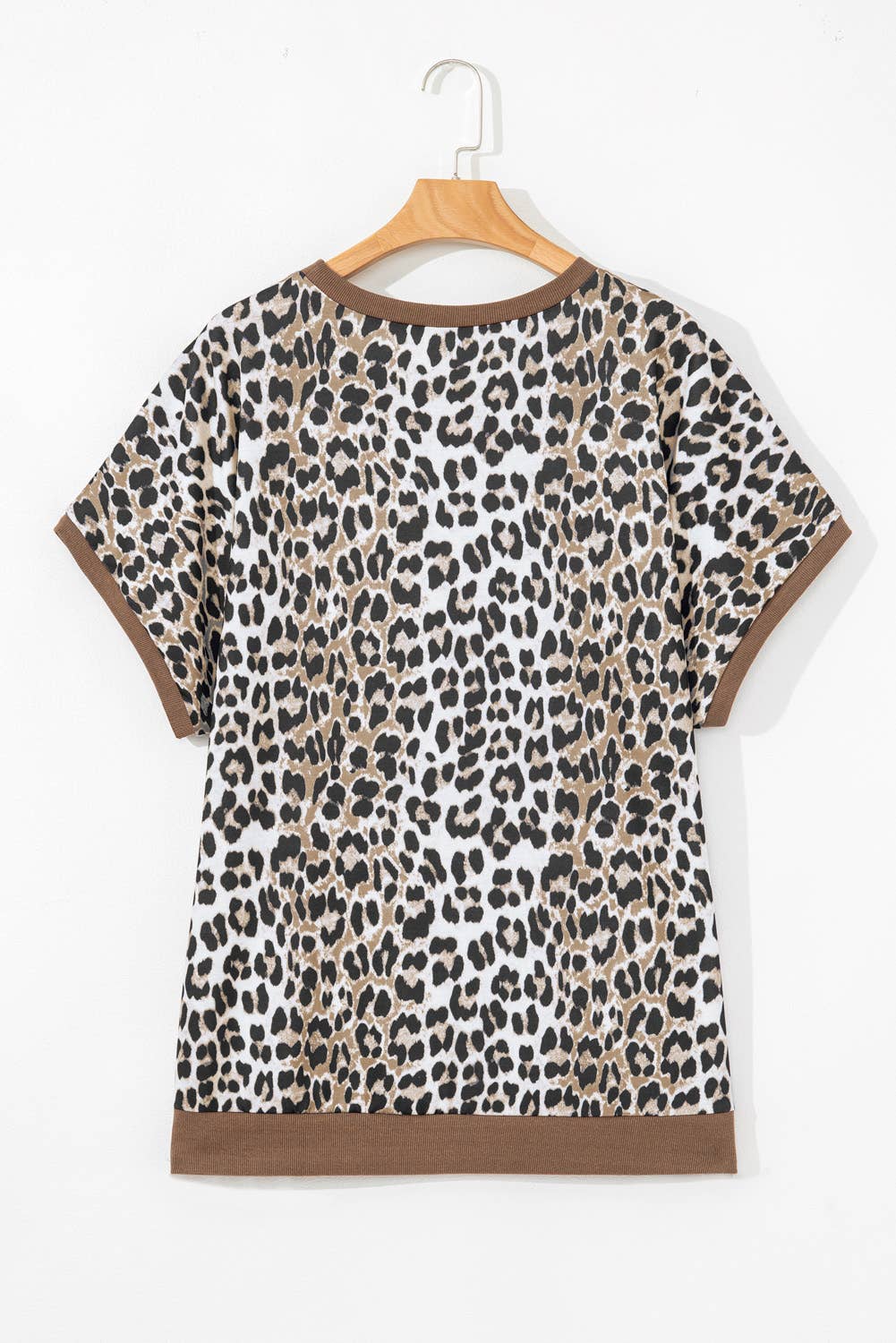 Plus Size Leopard Contrast Trim Loose Top