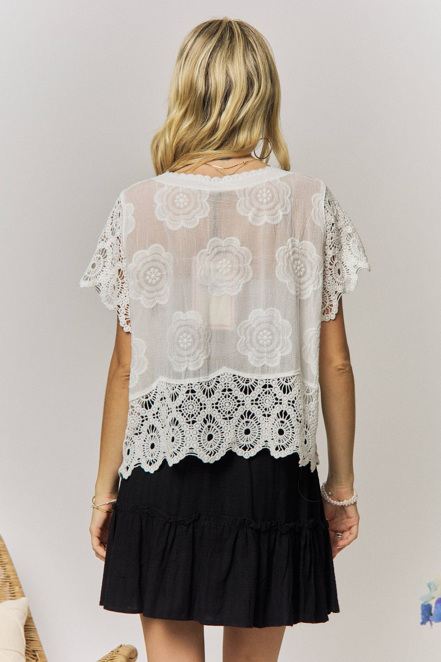 Lace cotton top