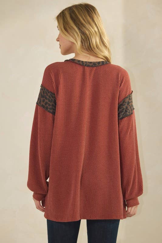 Rust animal ribbed top