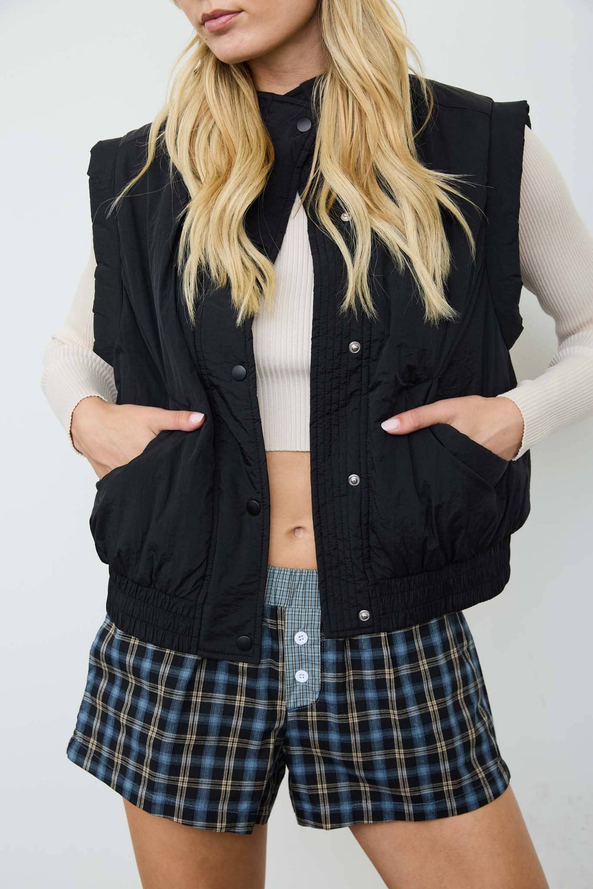 Cropped mock neck snap puffer vest