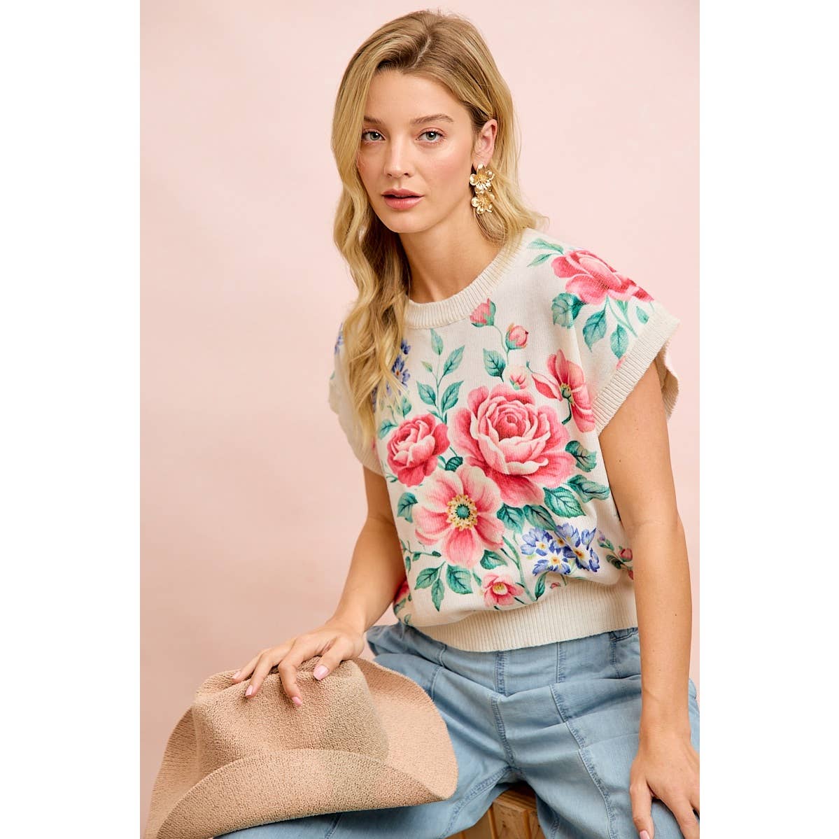 Floral artwork printed short sleeve sweater