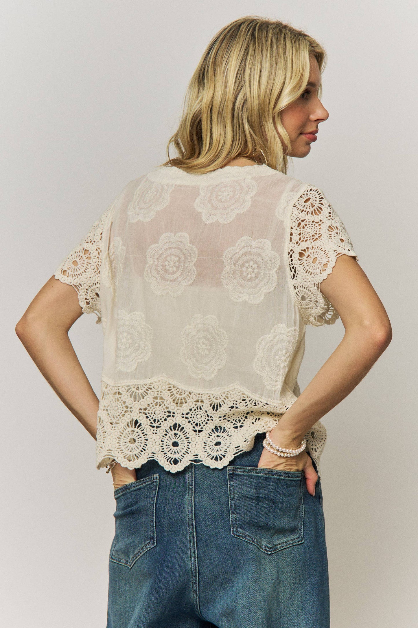 Lace cotton top
