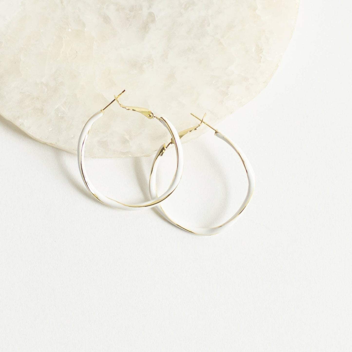 Twist Hoops White & Gold