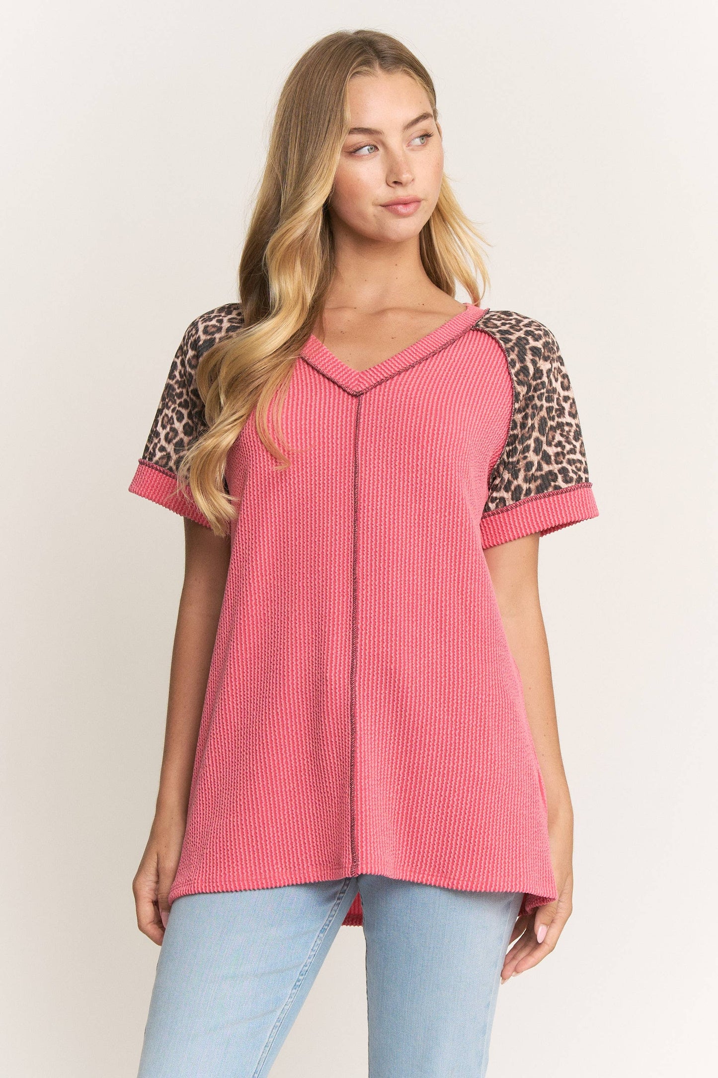 Animal contrast coral top