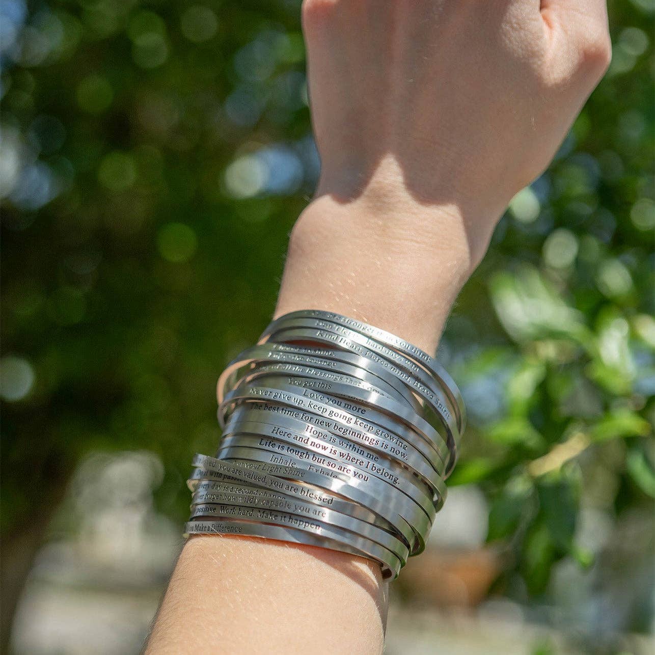 18K Gold Dont let Hard Days Win Engraved Bangle Bracelet