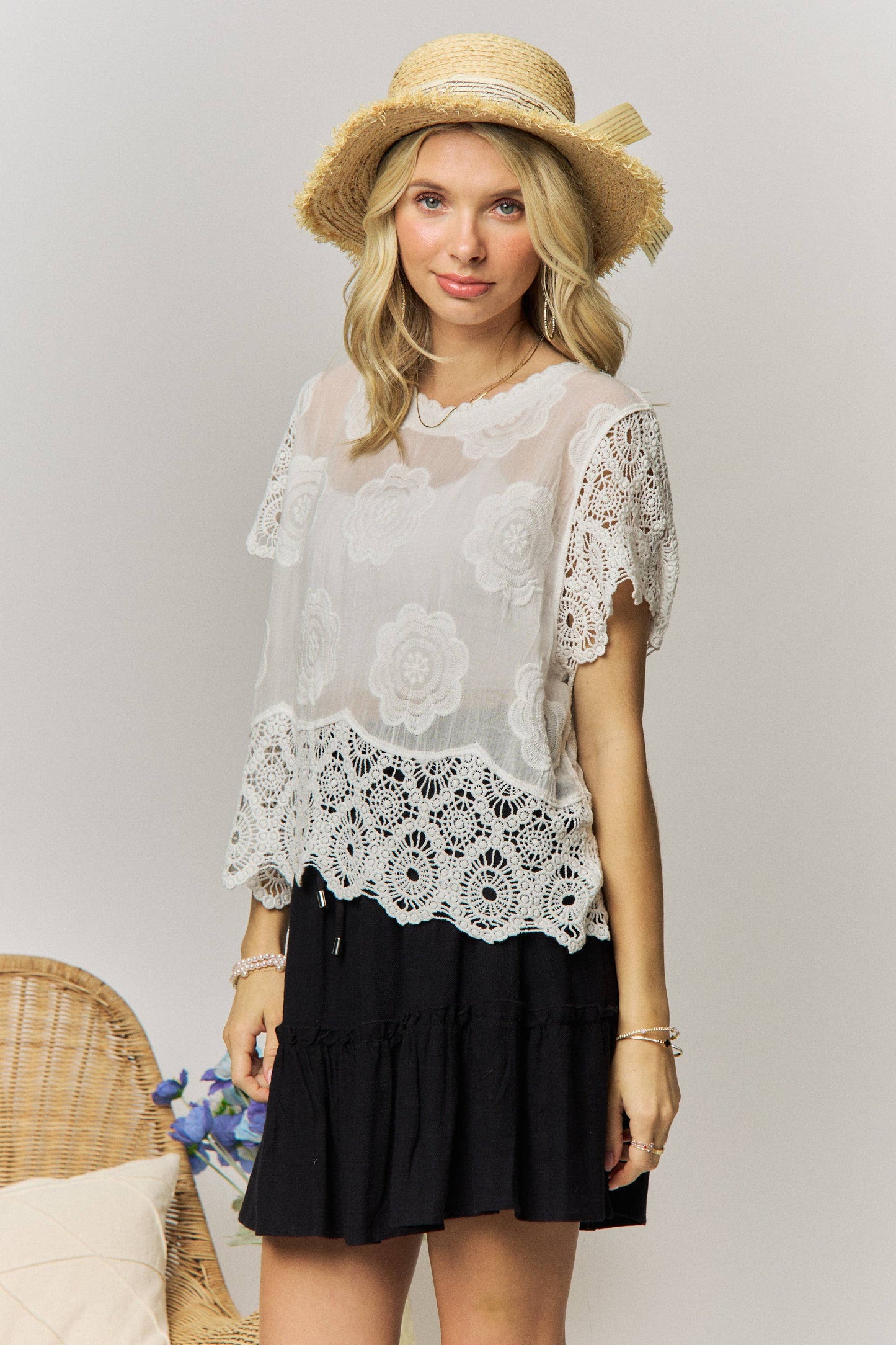 Lace cotton top