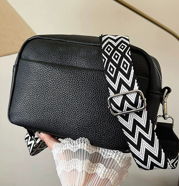 Willow crossbody camera bag