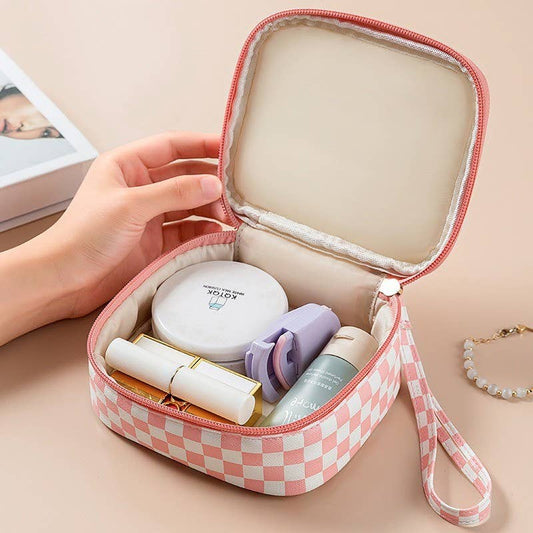 TRAVEL CHECKER MAKEUP POUCH BAG