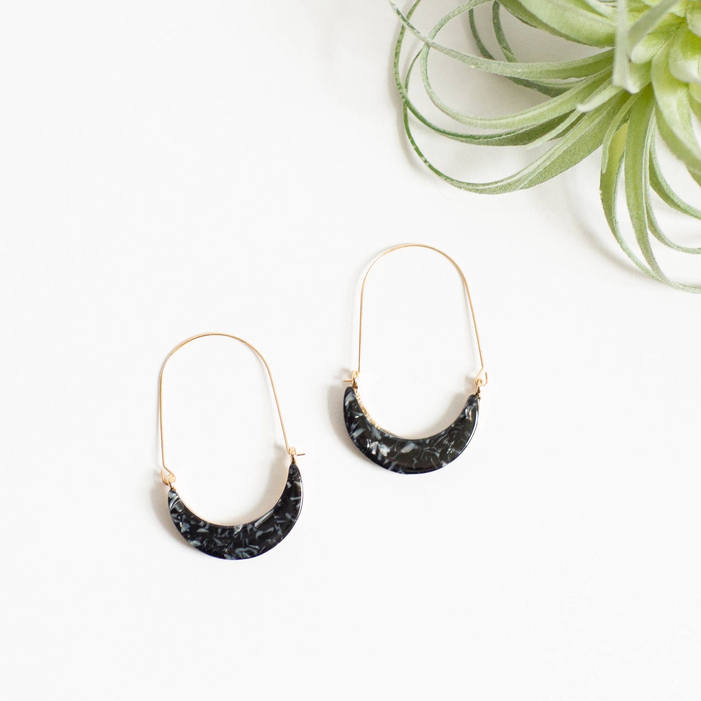 Olivia Earring - Black