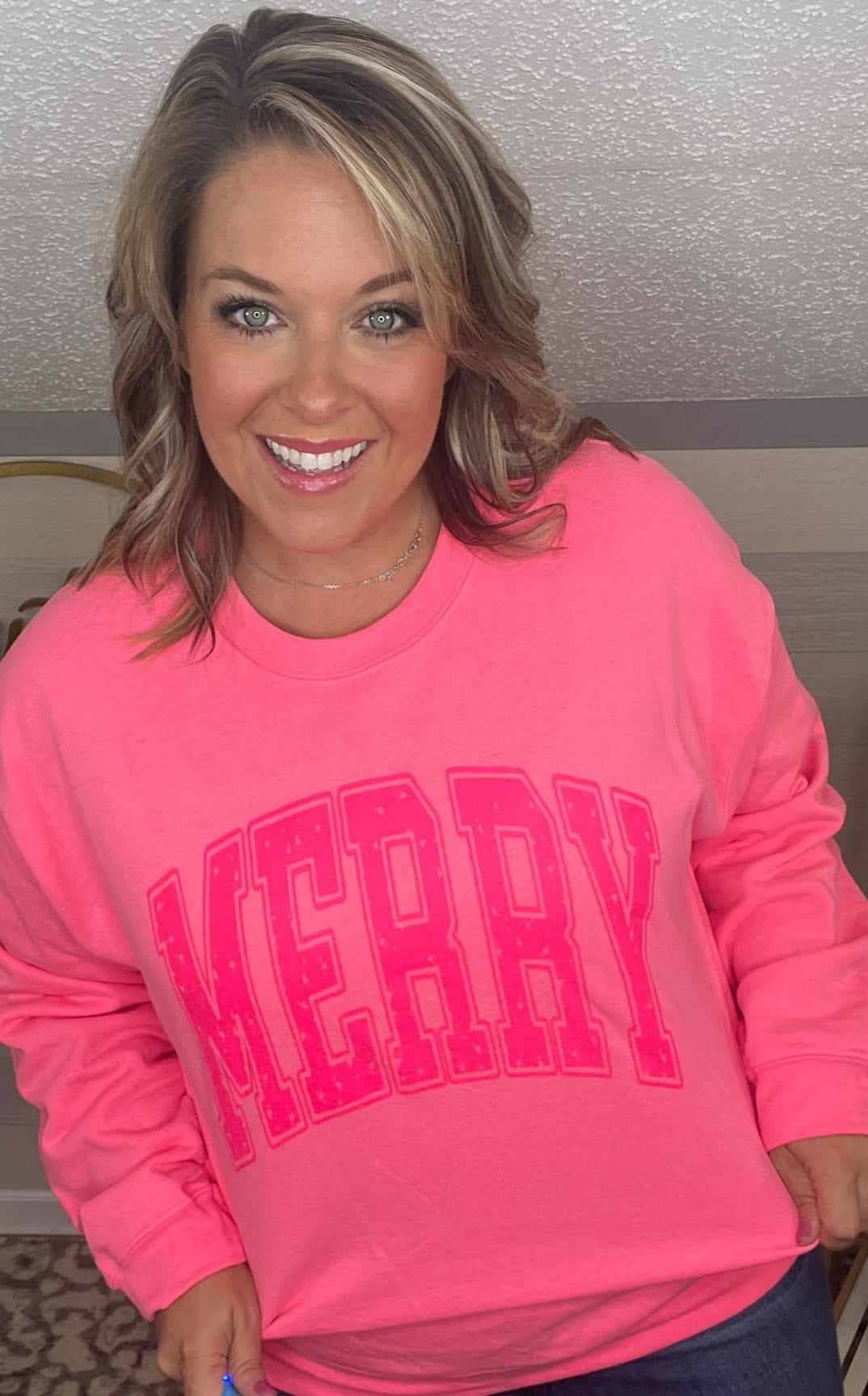 Merry pink sweatshirt crew neck